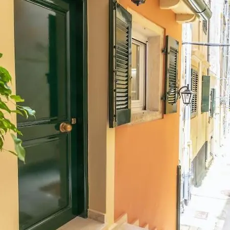 Daire Piatta Medusa Venetian Flat In Corfu Old Town Korfu